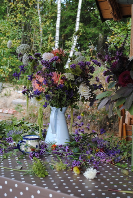 Ogrodowa kwiaciarnia. Fot. K Bellingham