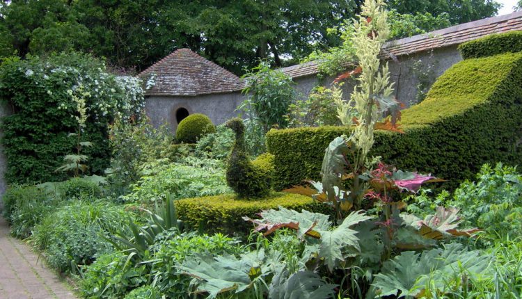 LE BOIS DE MOUTIERS – angielski ogród w Normandii