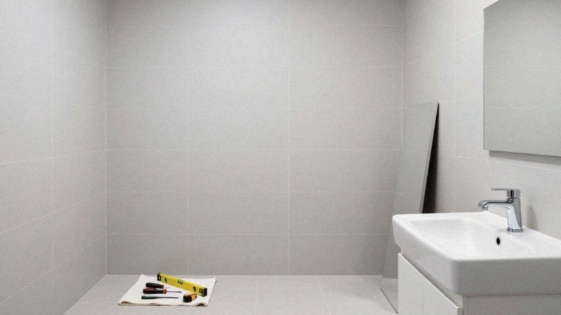 Kiedy wezwać fachowca do montażu szafki łazienkowej?