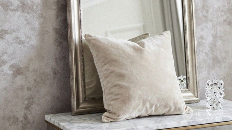 Jak dobierać dodatki do wnętrz w stylu glamour?