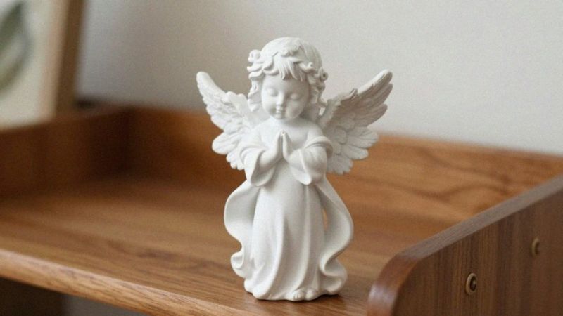 Na jakie okazje sprawdzą się aniołki gipsowe?