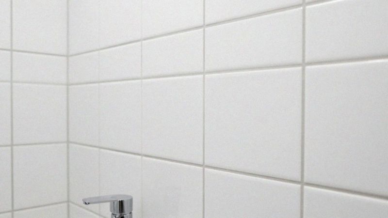 Co powinna mieć dobra fuga do łazienki?