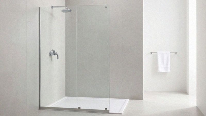 Dla kogo sprawdzi się prysznic walk-in?