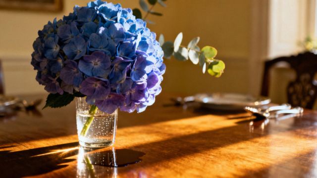 Kompozycje z hortensji na stół — elegancja i świeżość w dekoracji