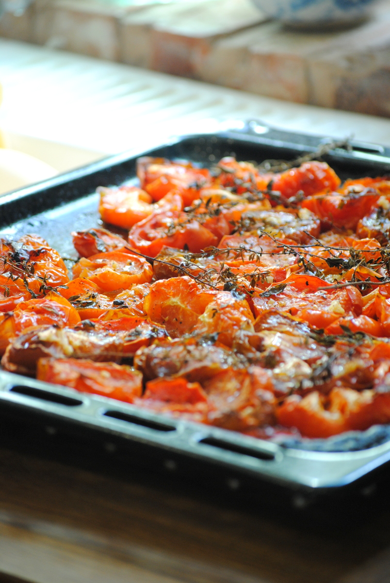 Wykonanie sosu pomidorowego do pizzy, makaronów oraz zupy.Fot. K Bellingham